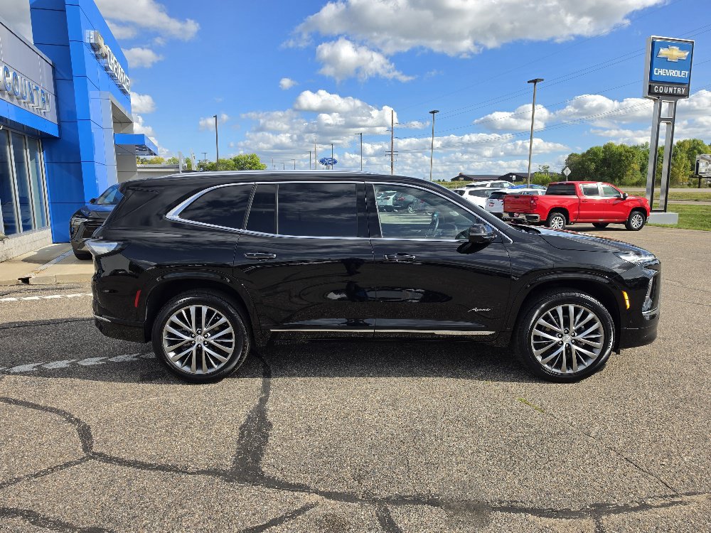 Used 2026 Buick Enclave Avenir w/ Super Cruise Package AWD/4WD image 10