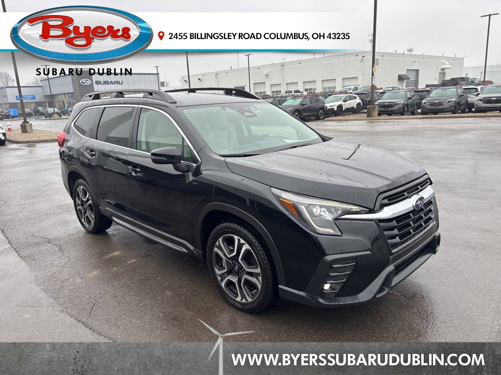 Used 2023 Subaru Ascent Limited image 1