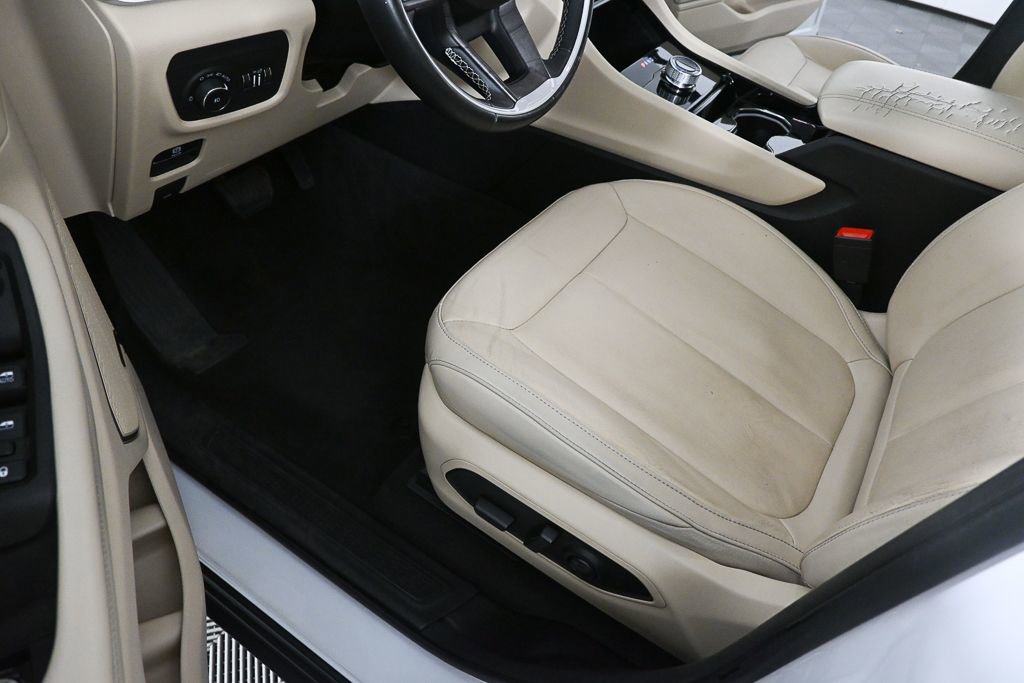 Used 2021 Jeep Grand Cherokee L Limited image 7
