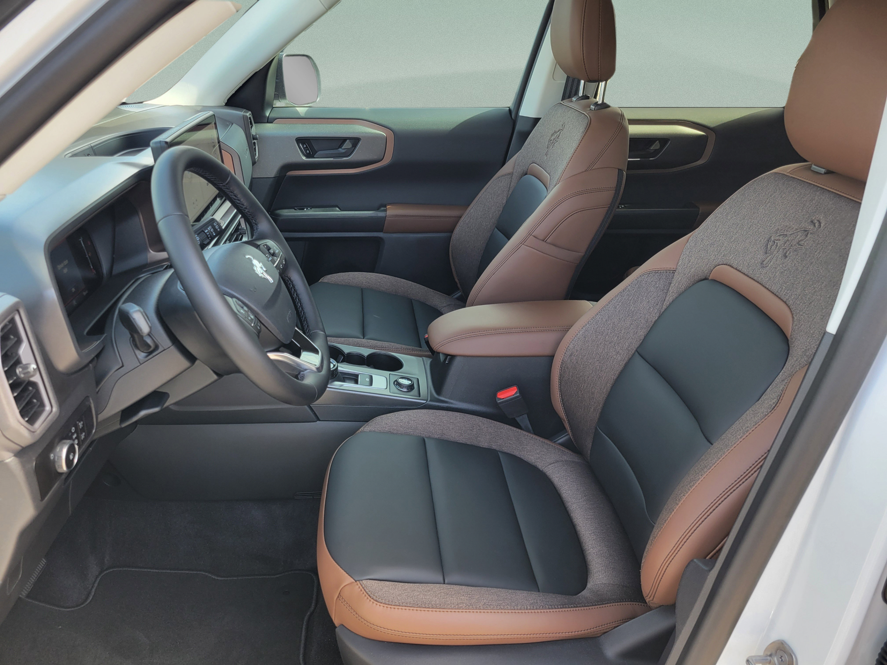 New 2026 Ford Bronco Sport Outer Banks w/ Outer Banks Tech Package+ AWD/4WD image 10