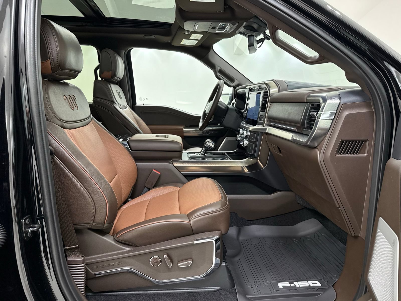 New 2026 Ford F150 King Ranch w/ Equipment Group 601A High AWD/4WD image 31