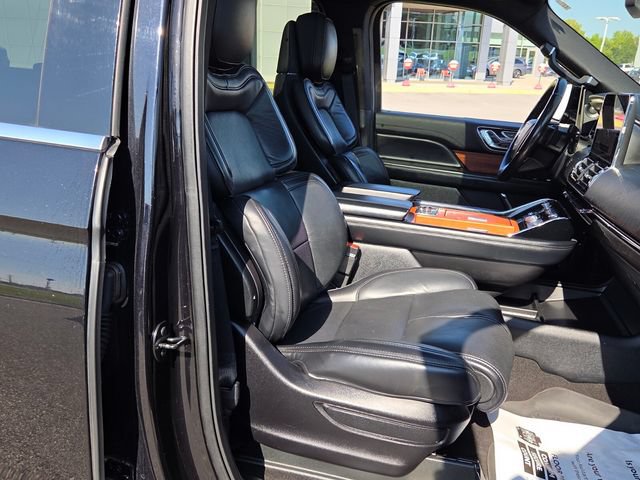 Used 2019 Lincoln Navigator Reserve AWD/4WD image 15