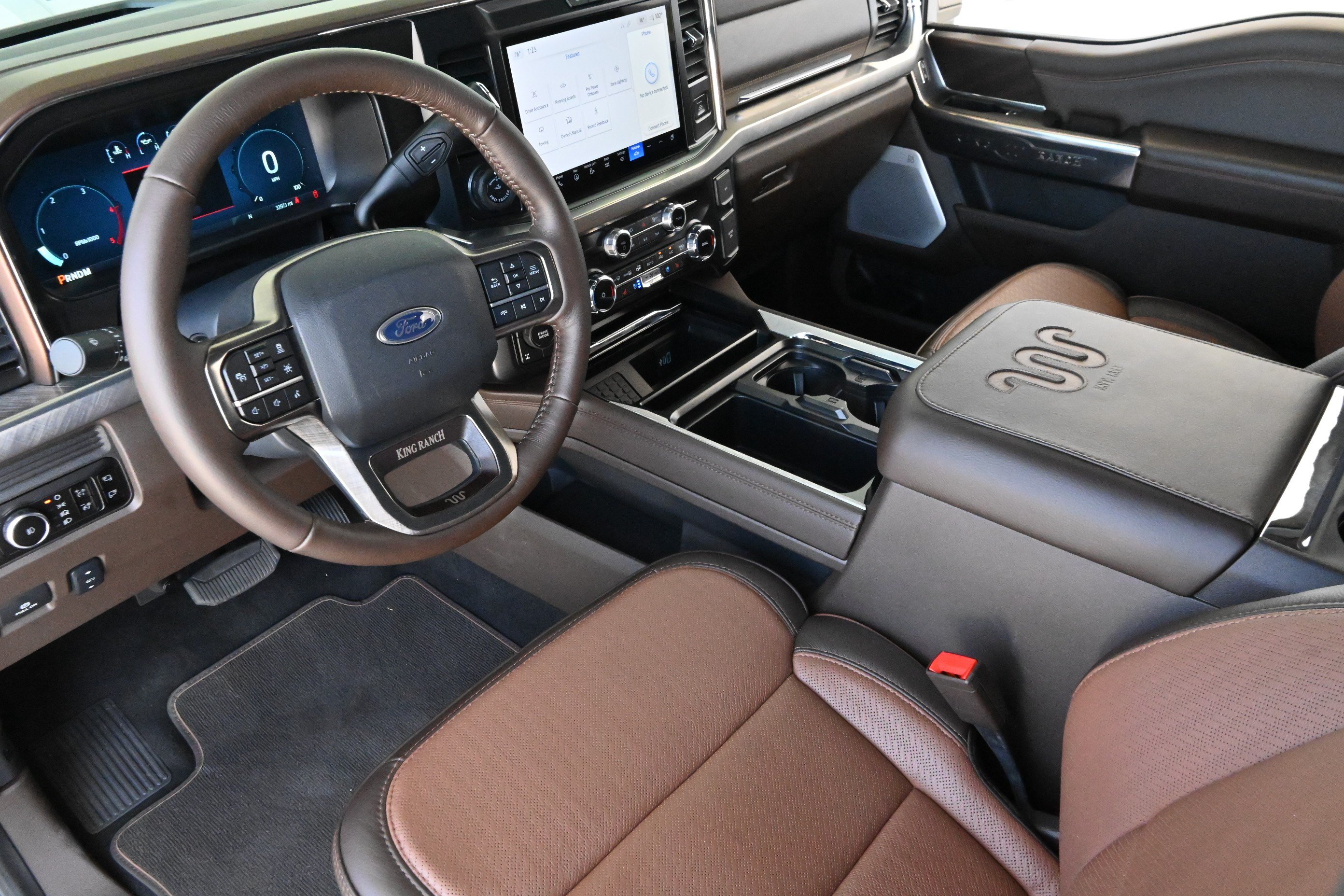Used 2026 Ford F250 King Ranch w/ Chrome Package AWD/4WD image 16