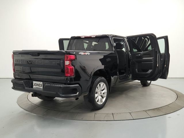 Used 2022 Chevrolet Silverado 1500 Custom w/ LPO, Dark Essentials Package AWD/4WD image 15