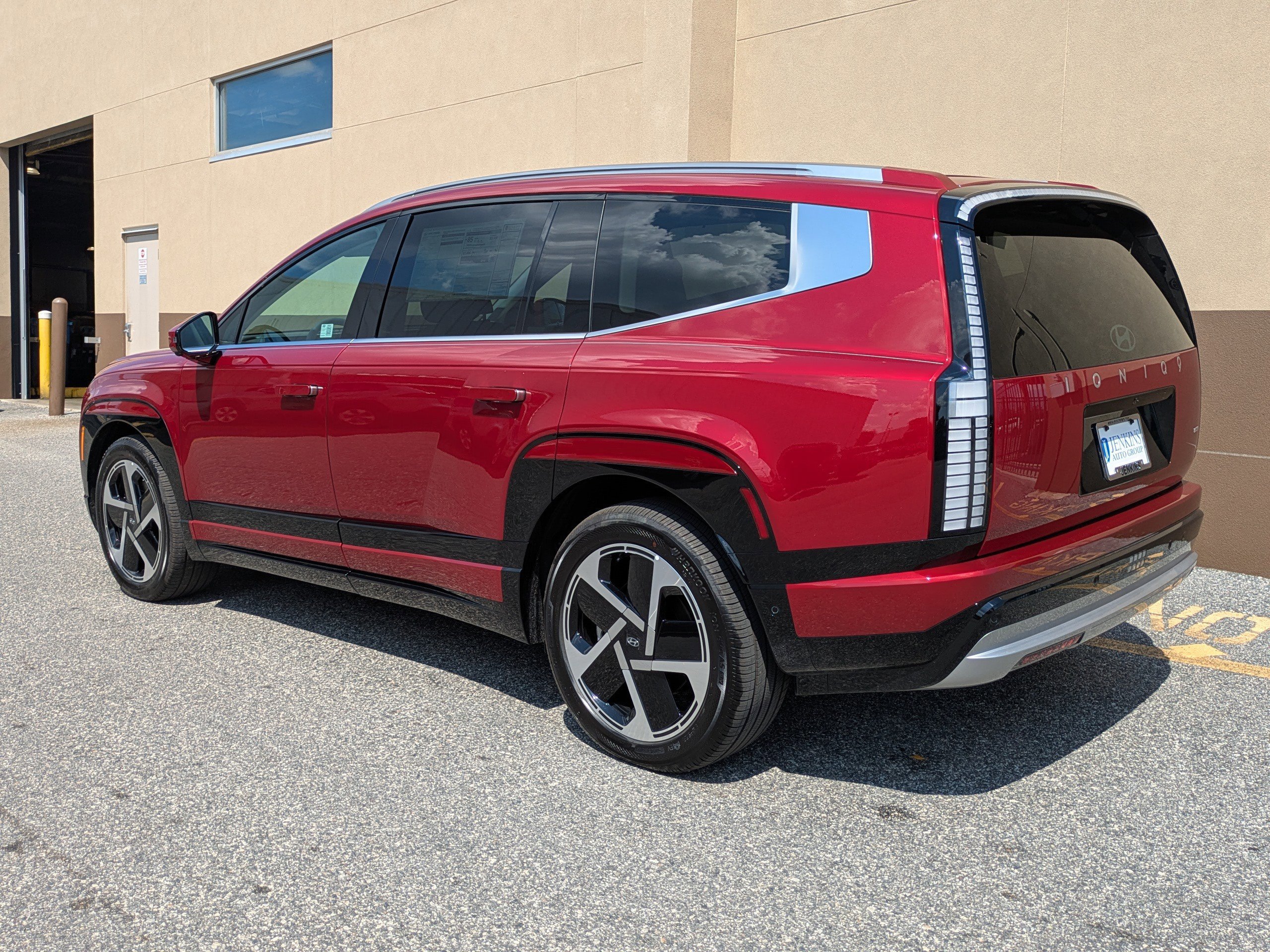 New 2026 Hyundai Ioniq 9 Limited image 7