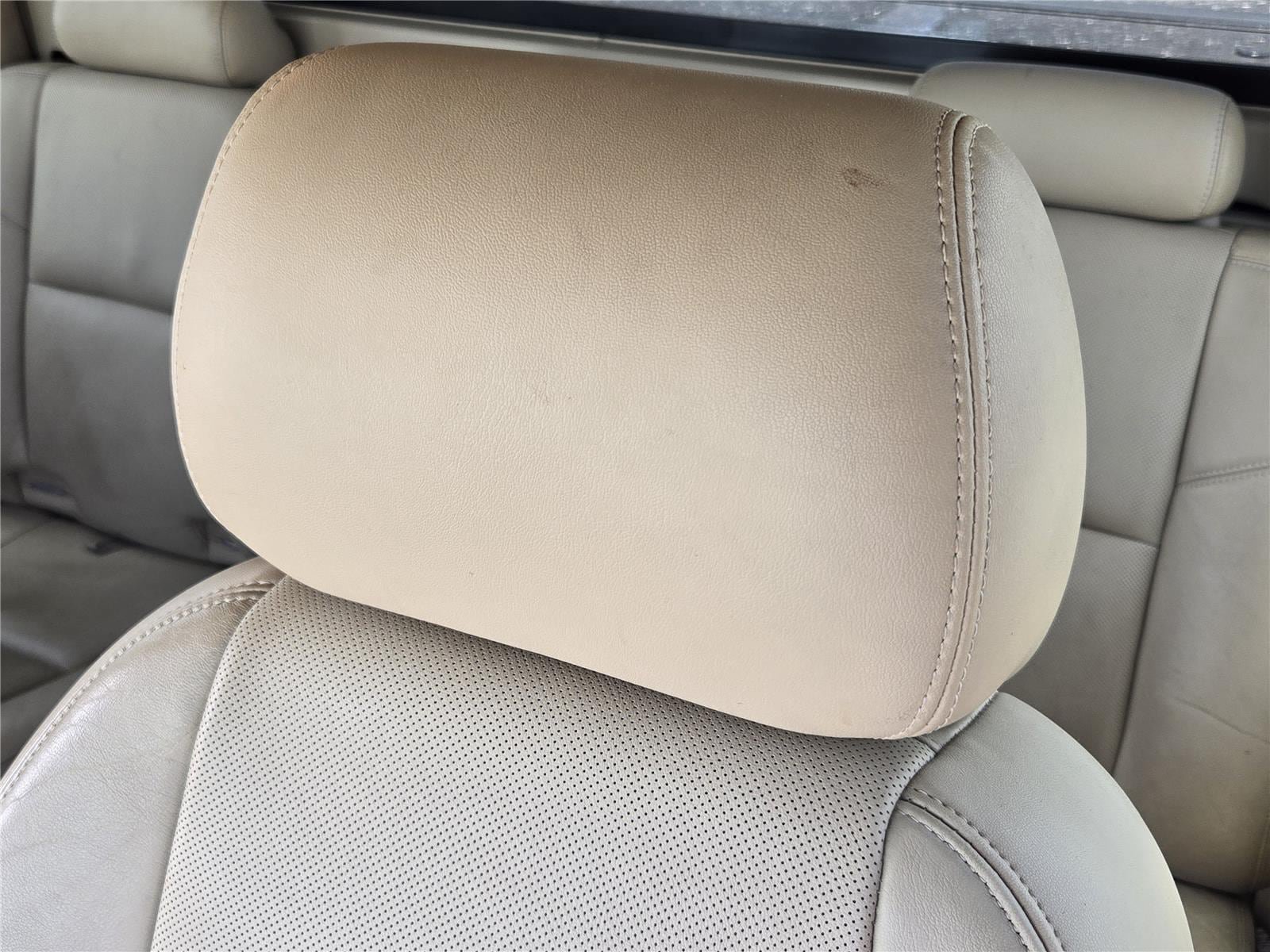 Used 2013 Cadillac Escalade EXT Premium AWD/4WD image 22