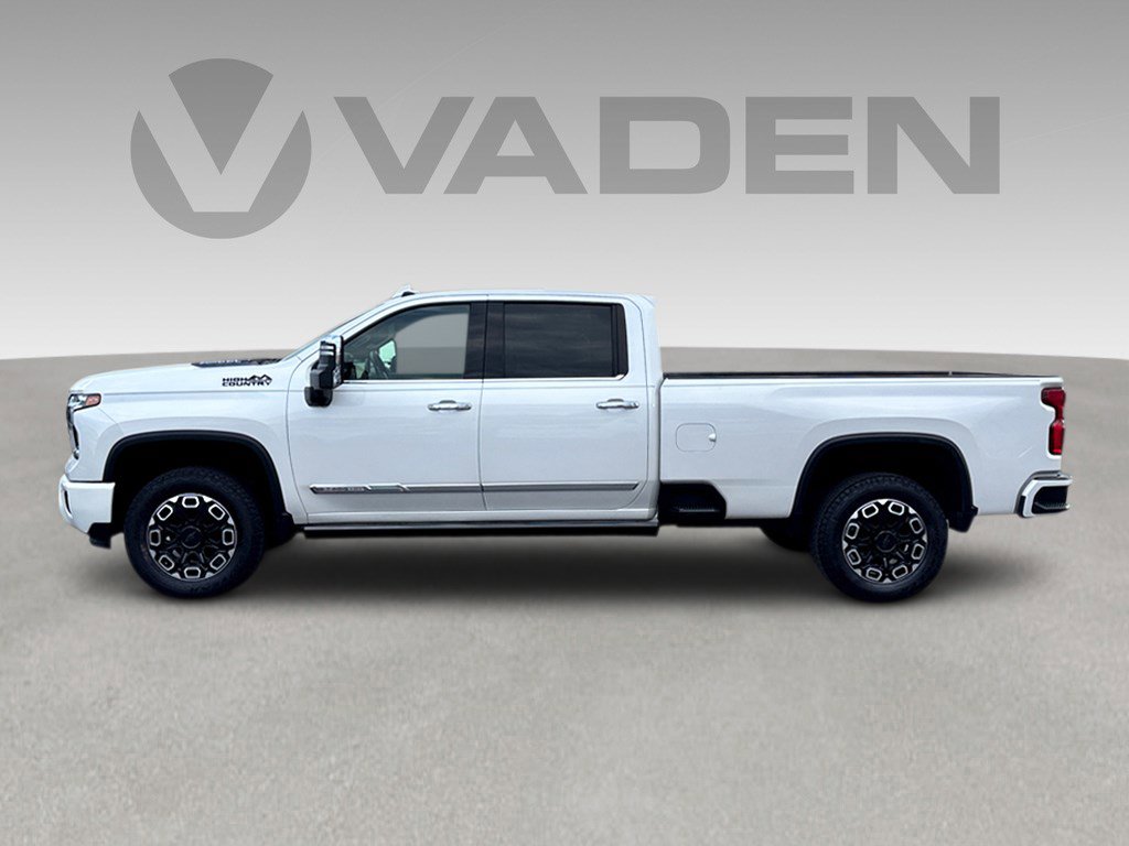Used 2024 Chevrolet Silverado 2500 High Country w/ Technology Package image 31
