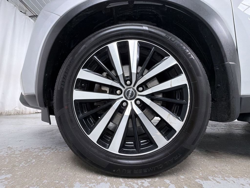 Used 2023 Nissan Pathfinder Platinum w/ Lighting Package (N93) AWD/4WD image 13