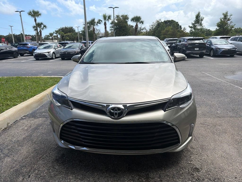 Used 2016 Toyota Avalon XLE FWD image 2