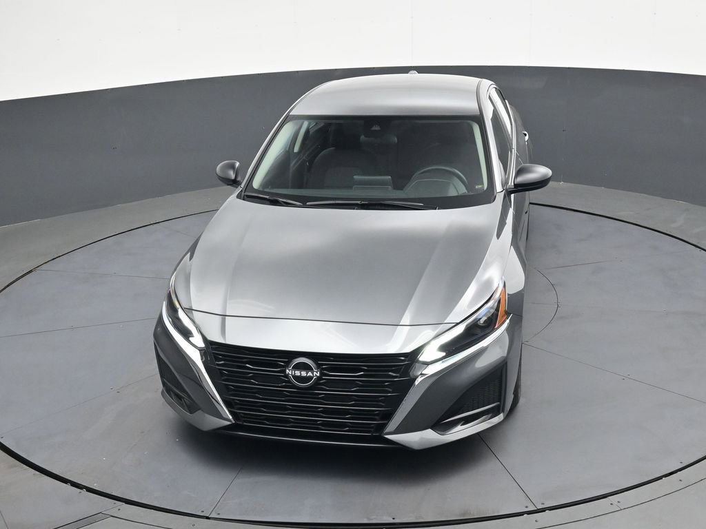 Used 2025 Nissan Altima 2.5 SV image 36