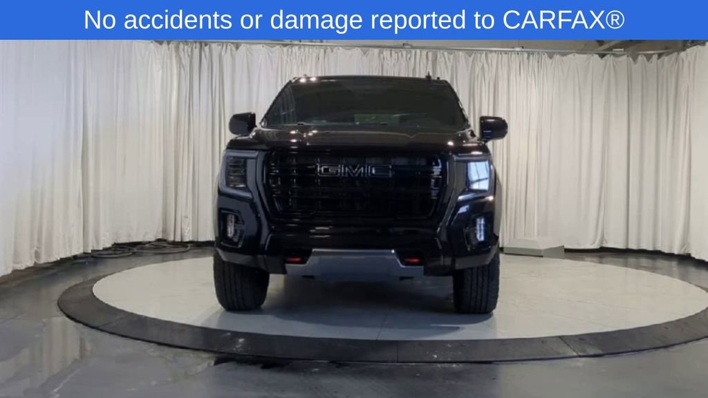 Used 2024 GMC Yukon XL AT4 image 3