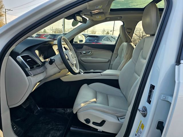 Used 2023 Volvo XC90 B6 Ultimate w/ Protection Package image 18
