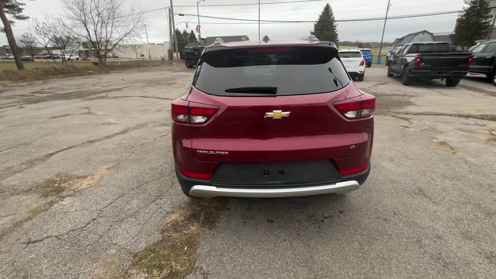 Used 2023 Chevrolet TrailBlazer LT FWD image 4