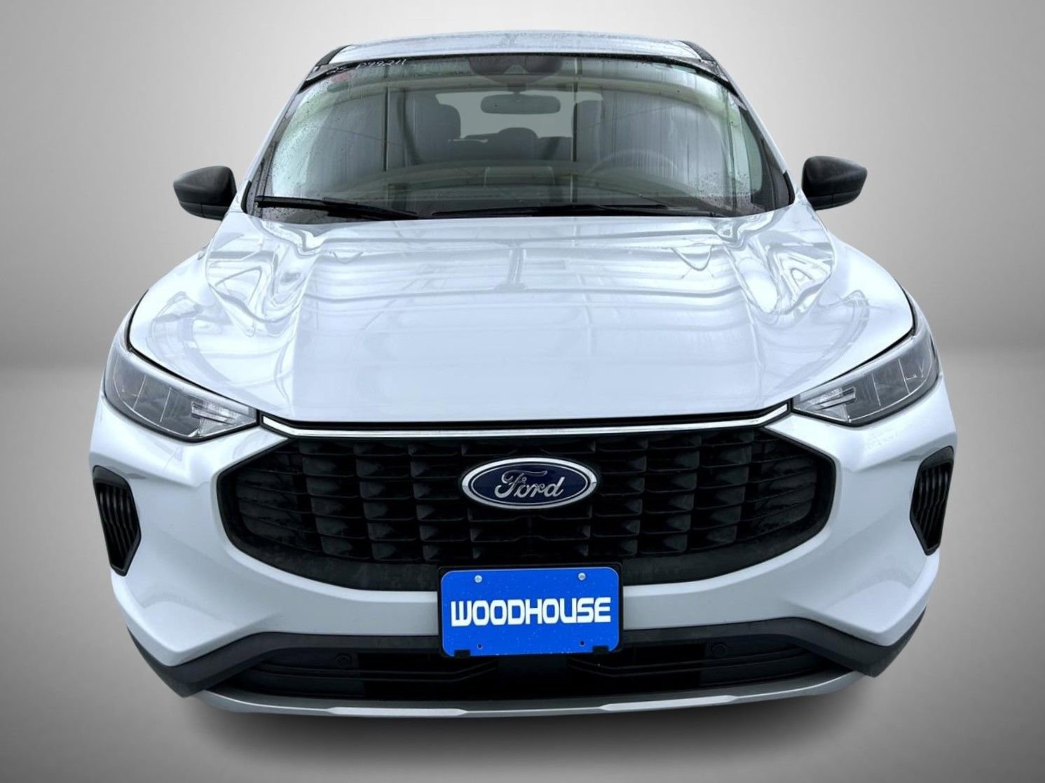Used 2025 Ford Escape Active AWD/4WD image 2