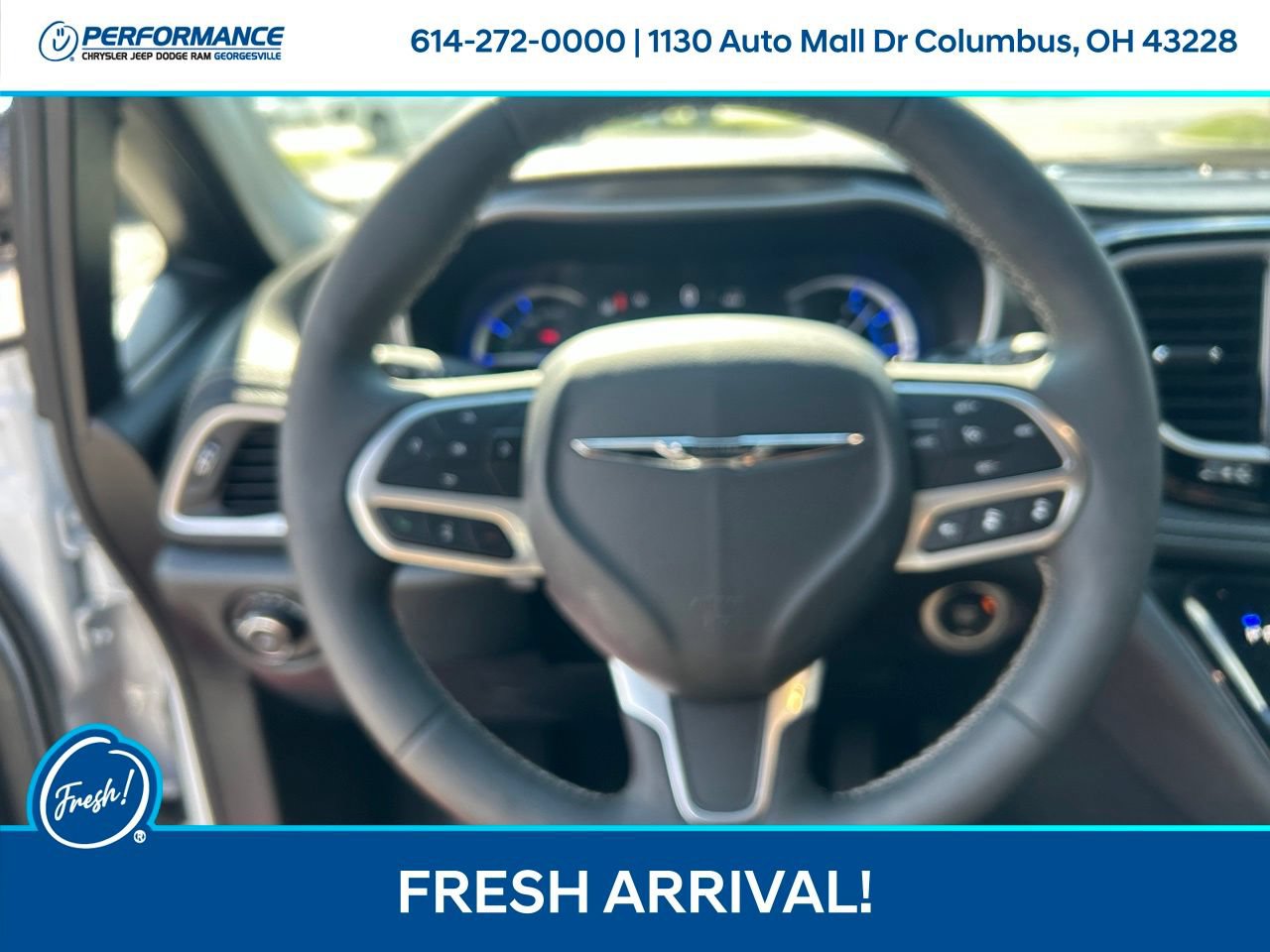 Used 2026 Chrysler Pacifica Select FWD image 20