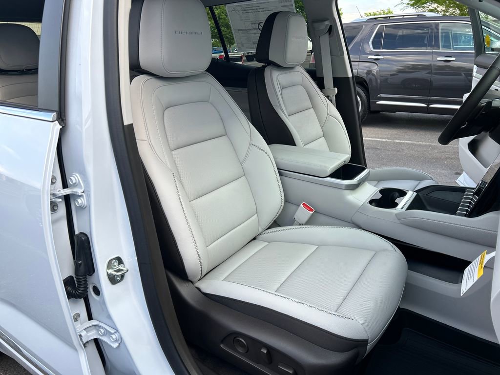 New 2026 GMC Terrain Denali image 43