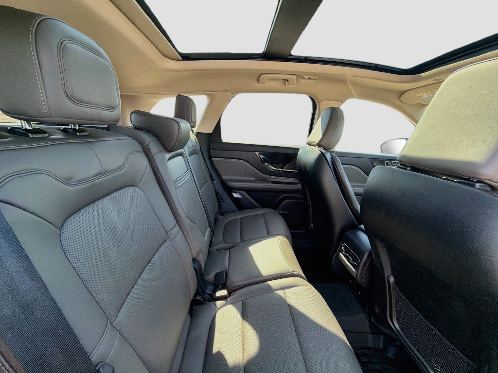 Used 2023 Lincoln Corsair AWD w/ Equipment Group 101A image 30