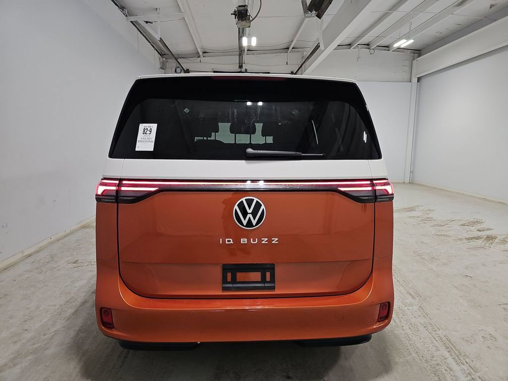 Used 2025 Volkswagen ID. Buzz Pro S Plus image 4