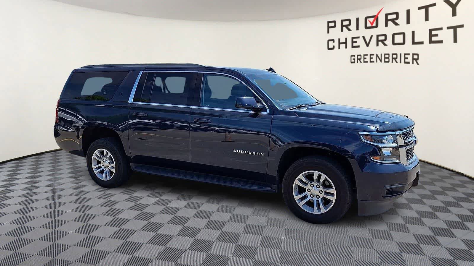 Used 2020 Chevrolet Suburban LS AWD/4WD image 2