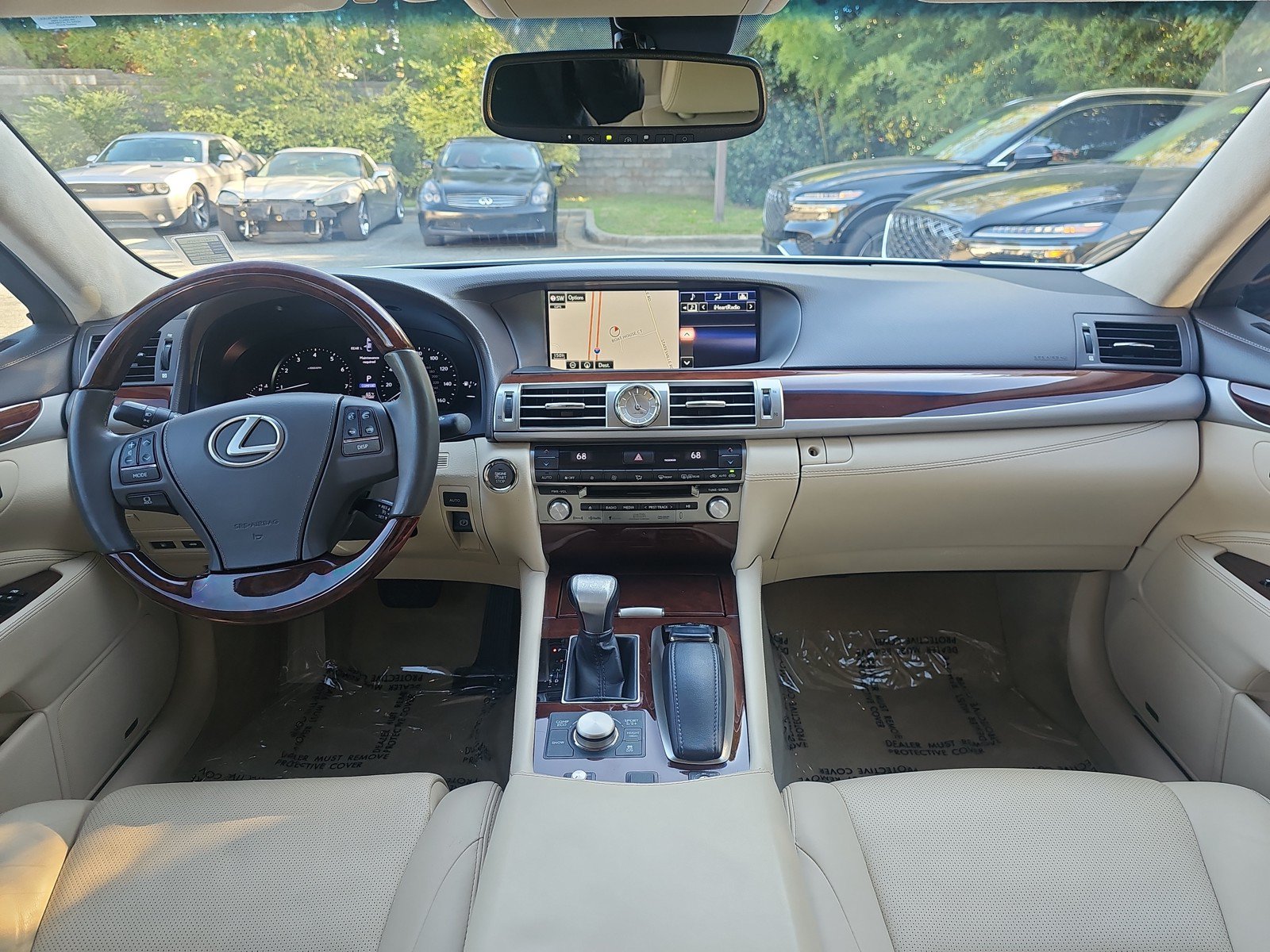 Used 2015 Lexus LS 460 L RWD image 32
