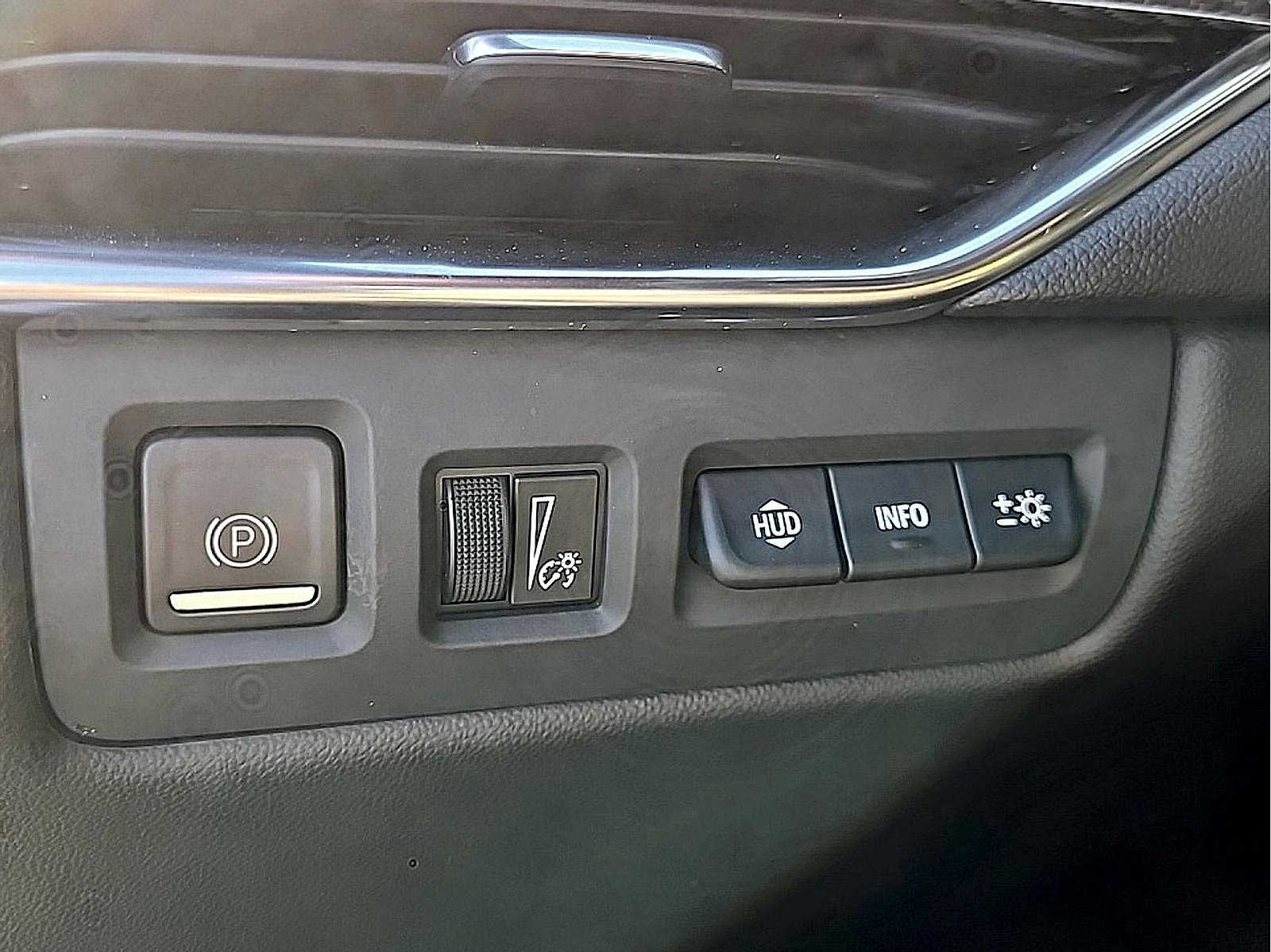 Certified 2022 Cadillac XT4 Sport w/ Sun And Sound Package AWD/4WD image 22