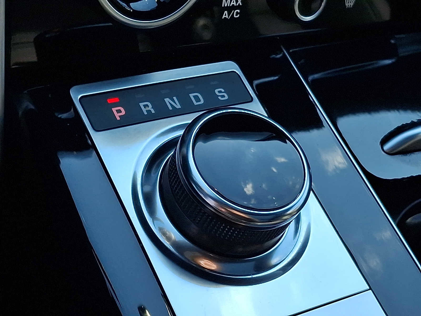 Used 2021 Land Rover Range Rover Westminster Edition image 12