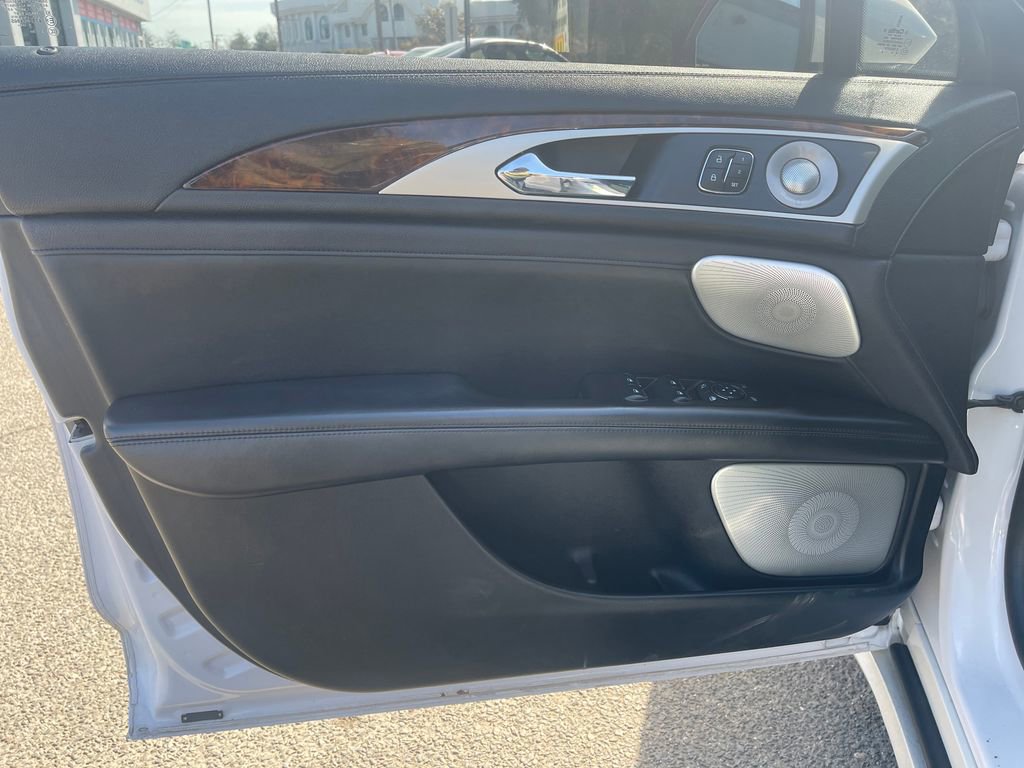 Used 2020 Lincoln MKZ Reserve w/ Luxury Package image 16