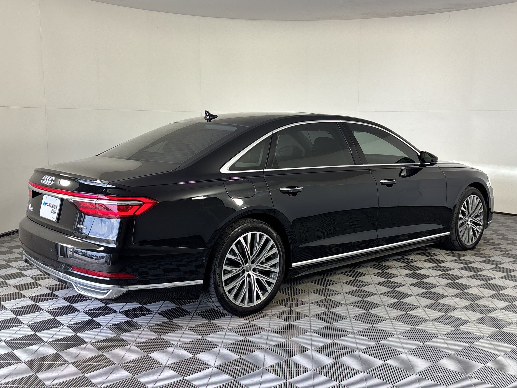 Used 2019 Audi A8 L 3.0T w/ Executive Package AWD/4WD image 9