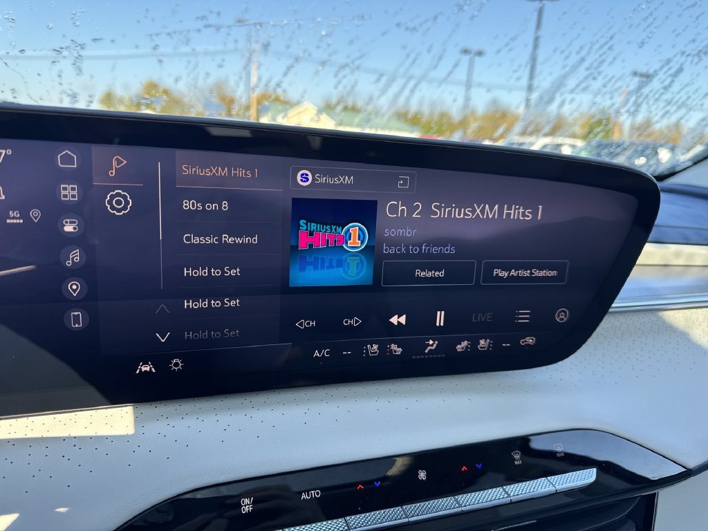 New 2026 Buick Enclave Avenir w/ Super Cruise Package FWD image 16