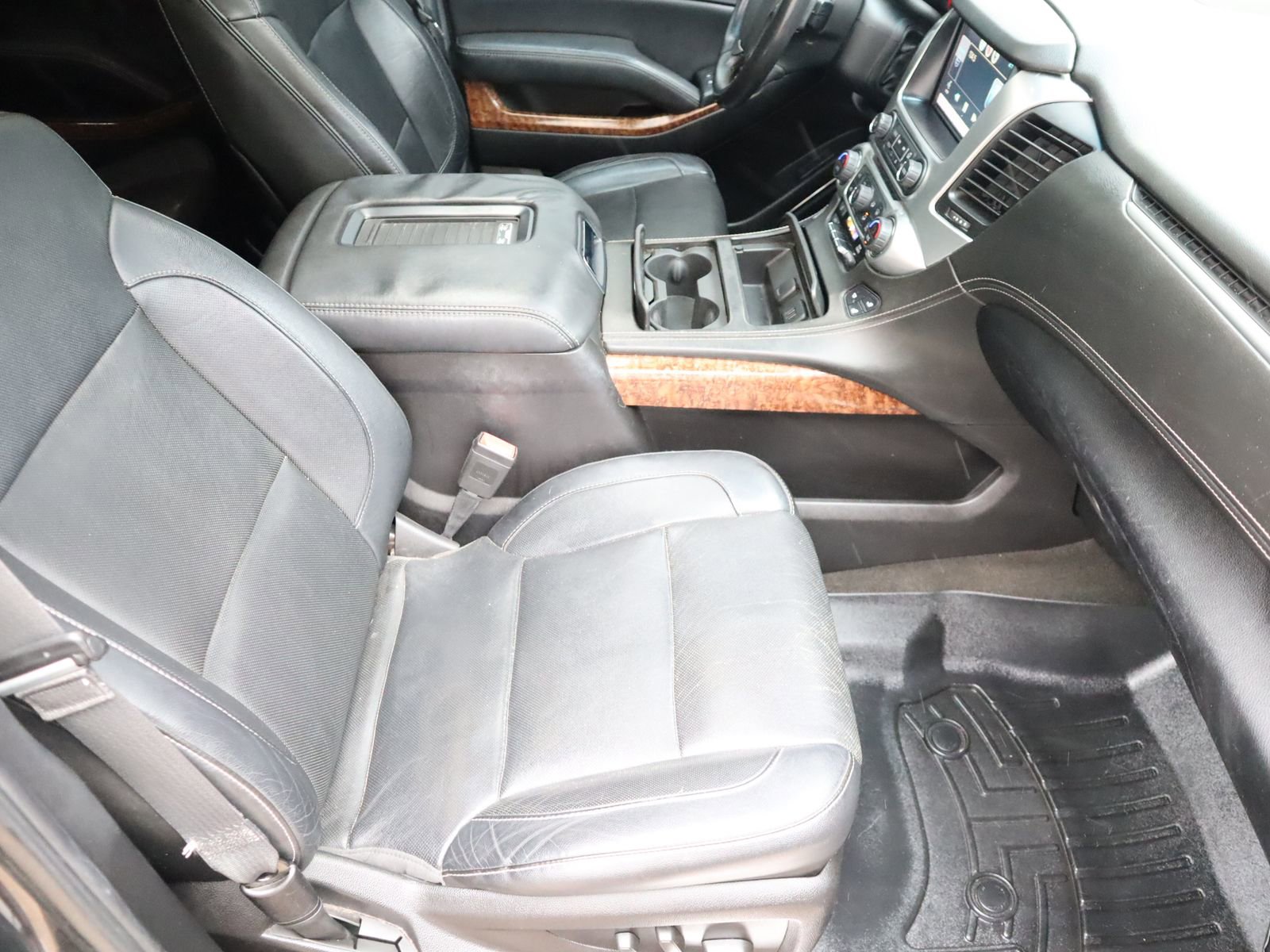 Used 2015 Chevrolet Suburban LTZ AWD/4WD image 55