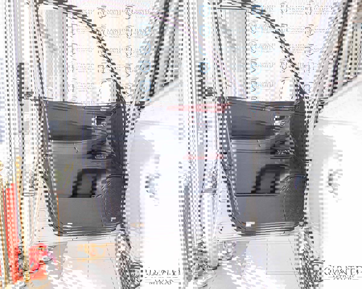 Used 2015 Lexus LX 570 4WD w/ Luxury Package image 33