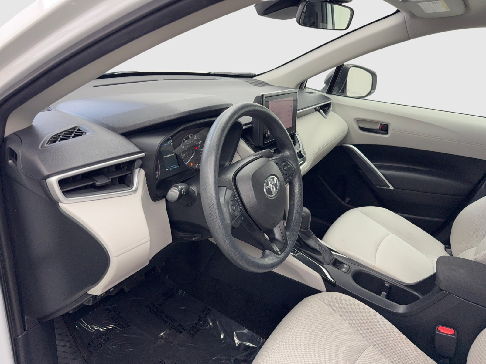 Used 2023 Toyota Corolla Cross L AWD/4WD image 29
