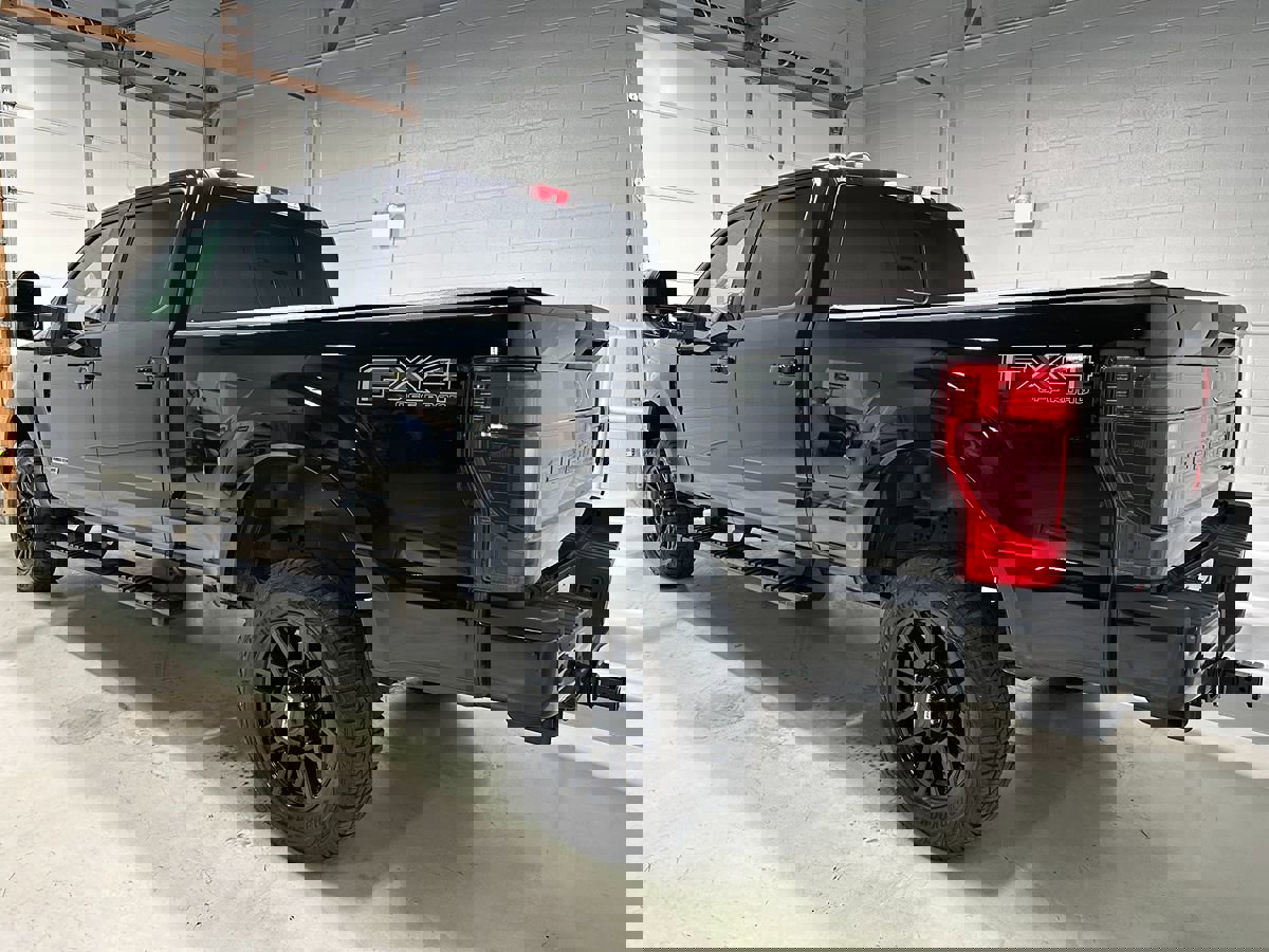 Used 2021 Ford F350 Lariat image 19