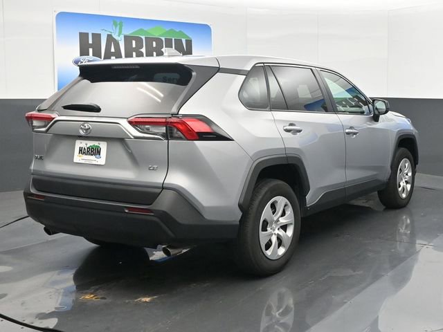 Used 2024 Toyota RAV4 LE image 5