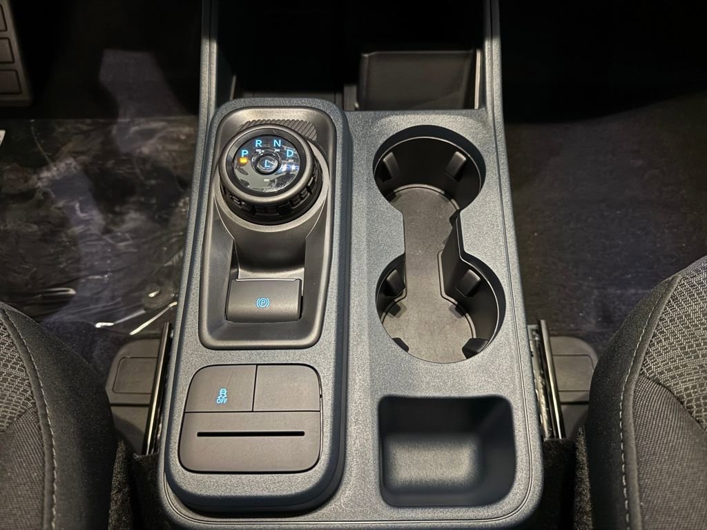 New 2026 Ford Maverick XL image 14