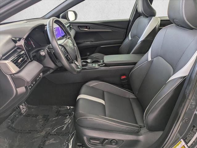 Used 2025 Toyota Camry SE w/ Multimedia Upgrade Package FWD image 15