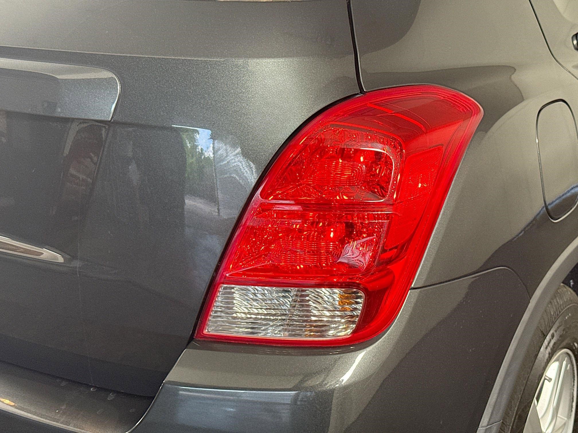 Used 2020 Chevrolet Trax LS w/ Tint and Cruise Package image 33