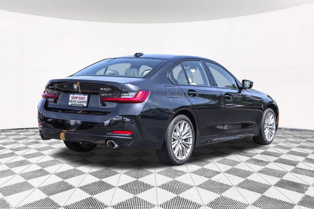 Used 2023 BMW 330i xDrive Sedan w/ Driving Assistance Package AWD/4WD image 14