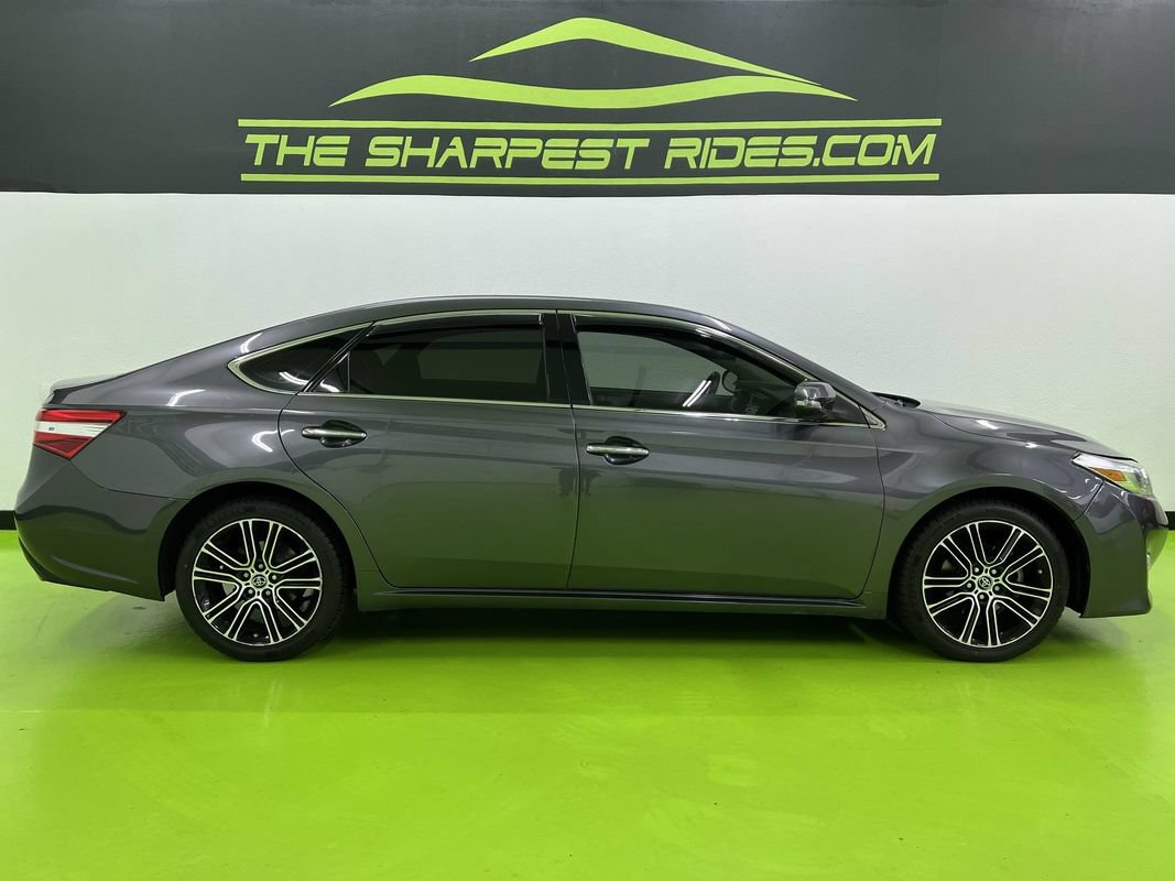 Used 2015 Toyota Avalon XLE Touring FWD image 11