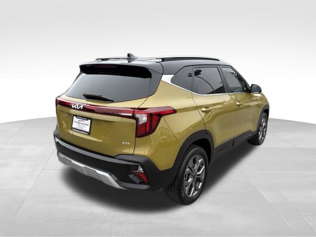 Used 2024 Kia Seltos S AWD/4WD image 2