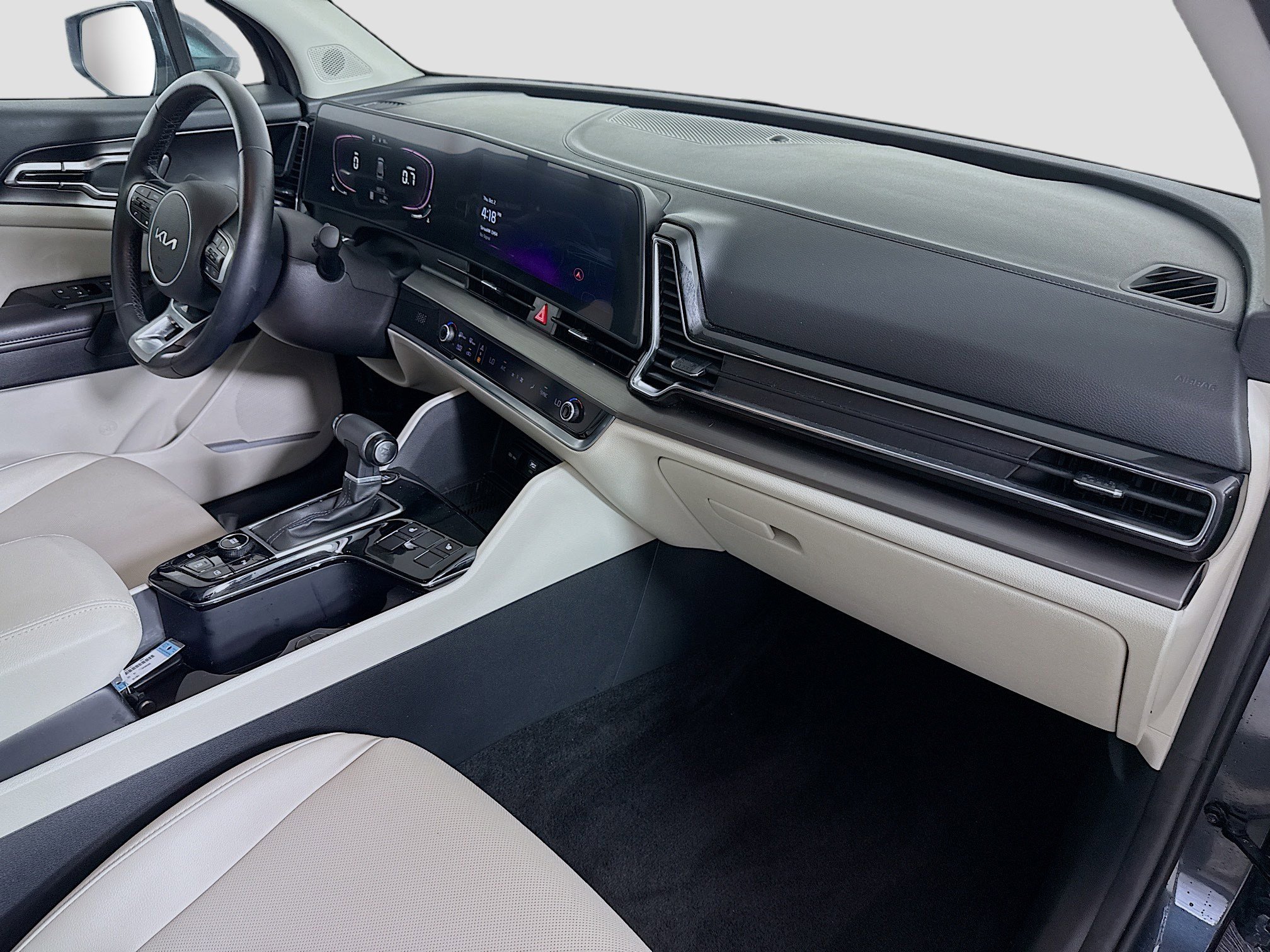 Used 2023 Kia Sportage EX image 30