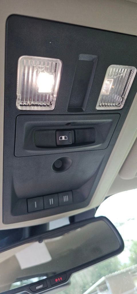 Used 2015 RAM 1500 Laramie RWD image 5