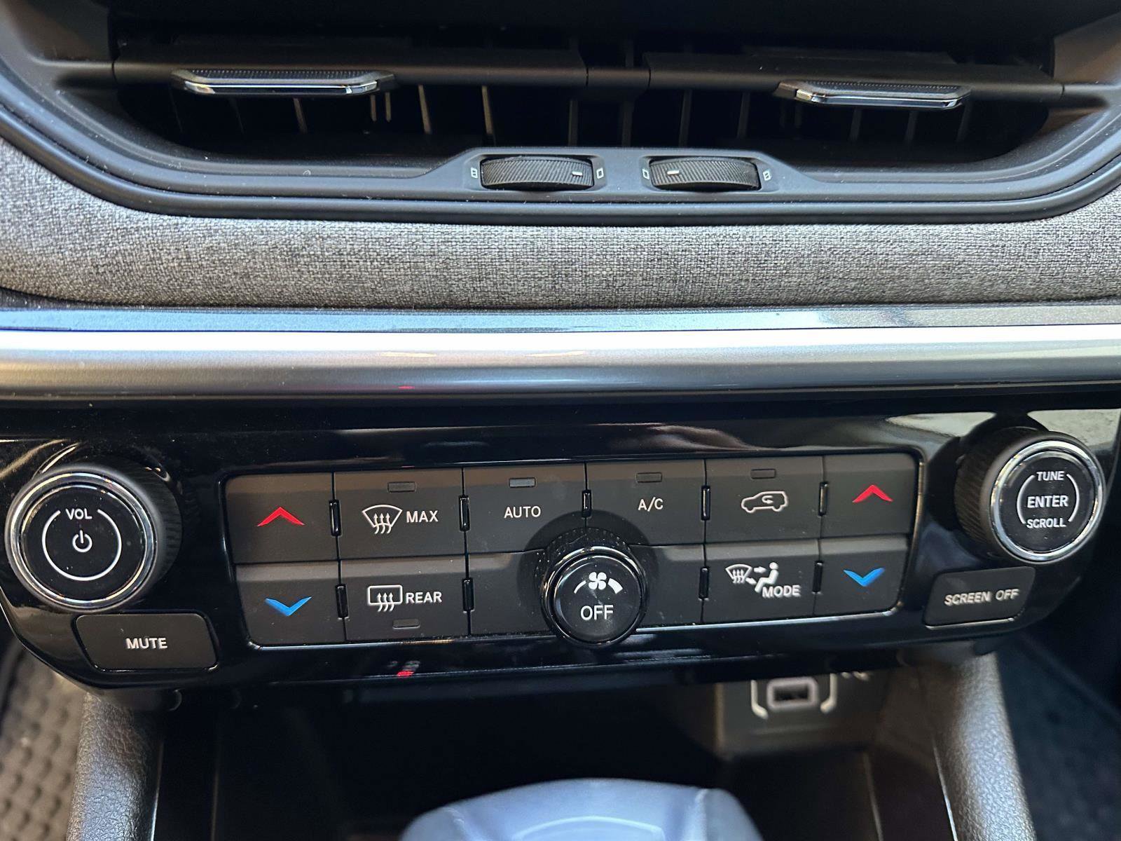 Used 2022 Jeep Compass Latitude w/ Convenience Group image 26