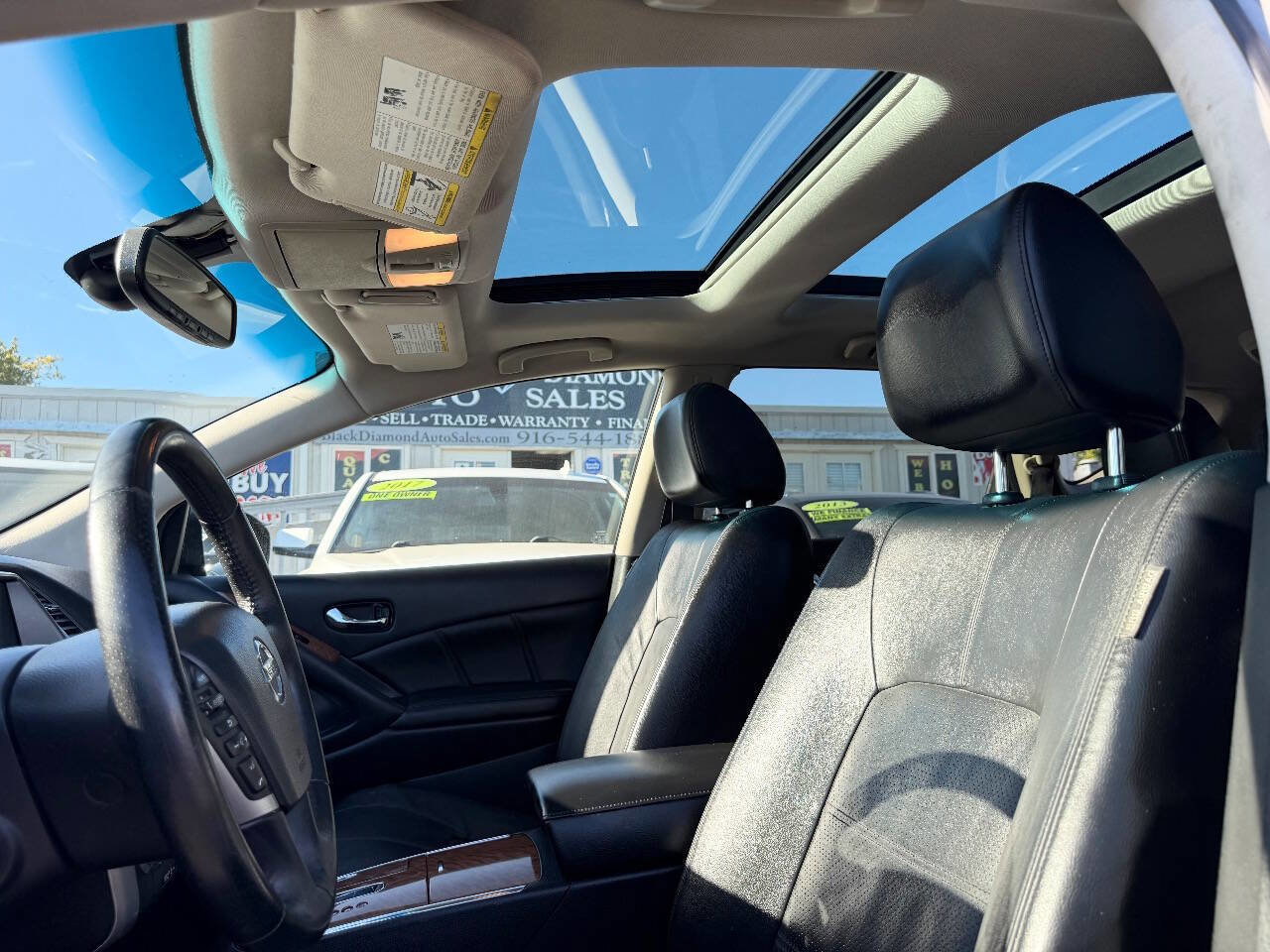 Used 2012 Nissan Murano LE w/ Platinum Pkg image 9