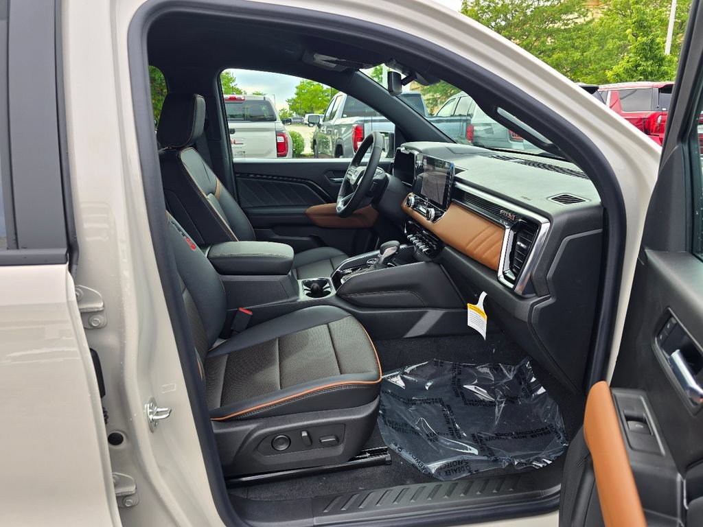 New 2026 GMC Canyon AT4 w/ AT4 Premium Package AWD/4WD image 22