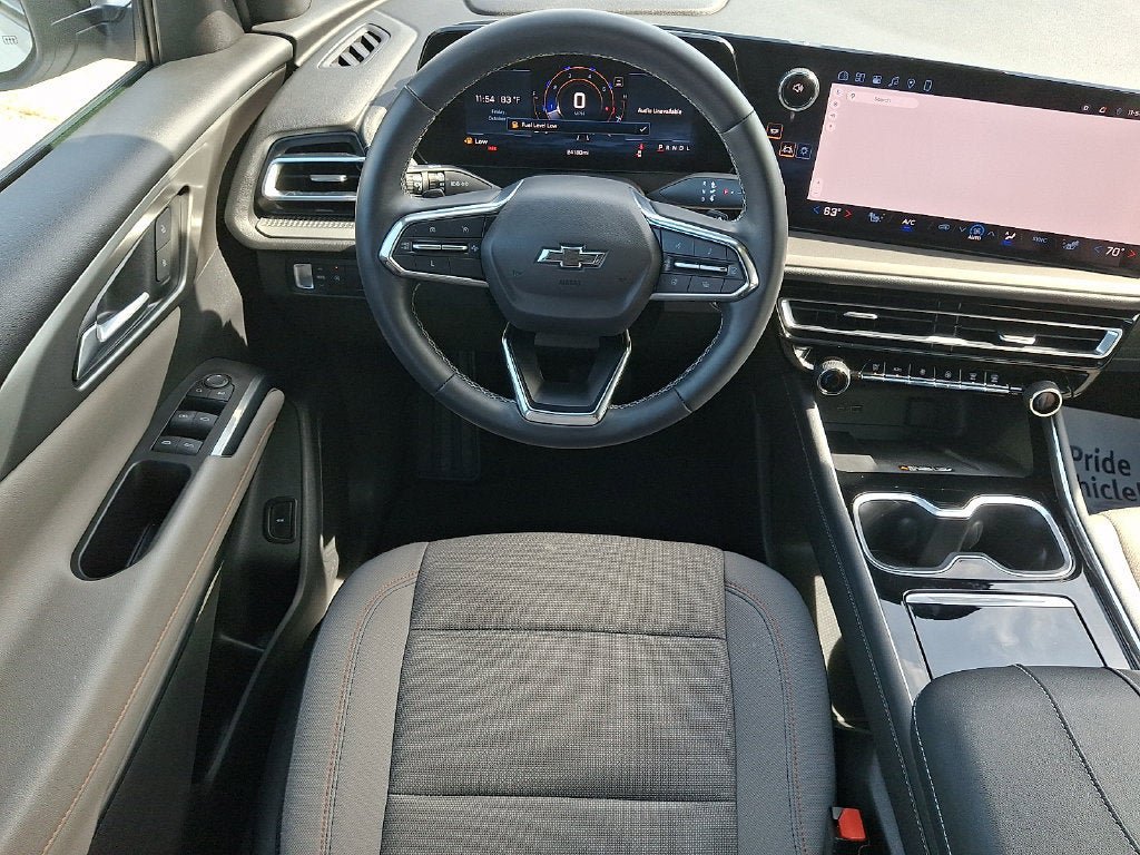 Used 2024 Chevrolet Traverse LT w/ Midnight/Sport Edition FWD image 12
