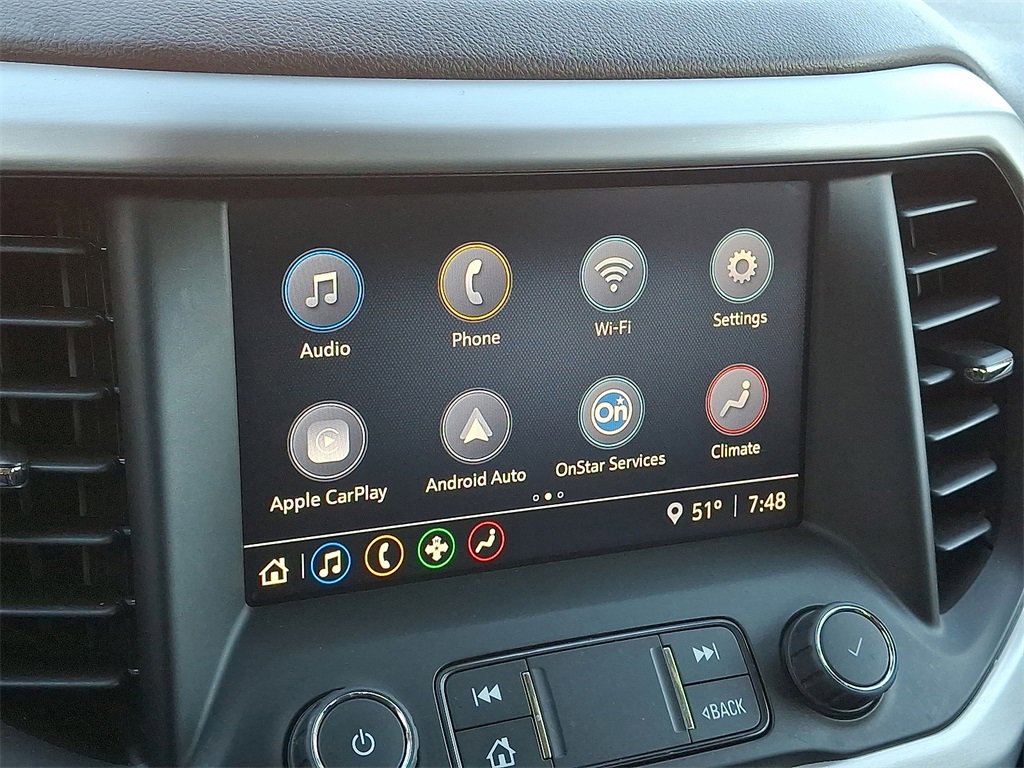 Used 2023 GMC Acadia SLE w/ Driver Convenience Package image 3