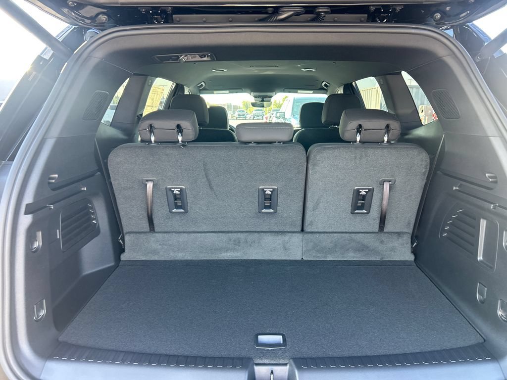 New 2026 GMC Acadia Elevation w/ Black Edition AWD/4WD image 36