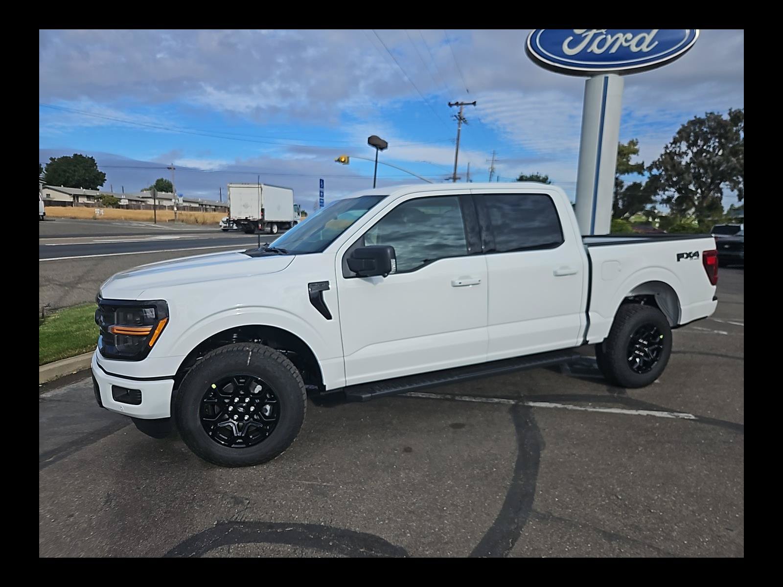 New 2026 Ford F150 XLT w/ Equipment Group 302A MID AWD/4WD image 2