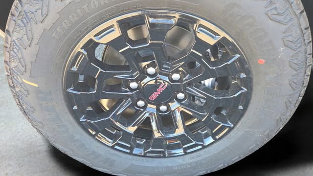 New 2026 GMC Canyon Elevation w/ Convenience Package image 37
